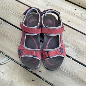 Abeo Huntington Sandals